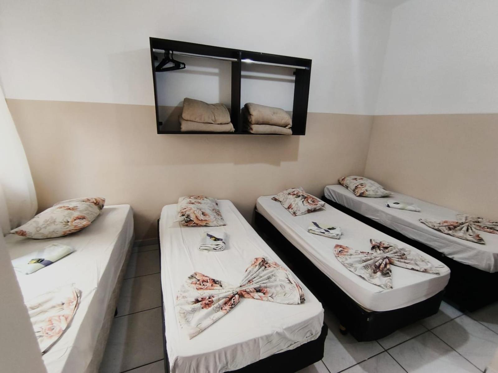 אפרסידה Hotel Mae Rainha מראה חיצוני תמונה