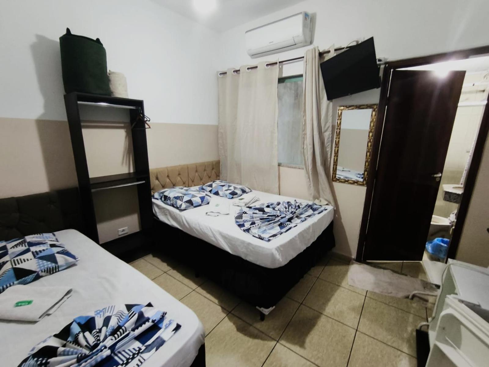 אפרסידה Hotel Mae Rainha מראה חיצוני תמונה